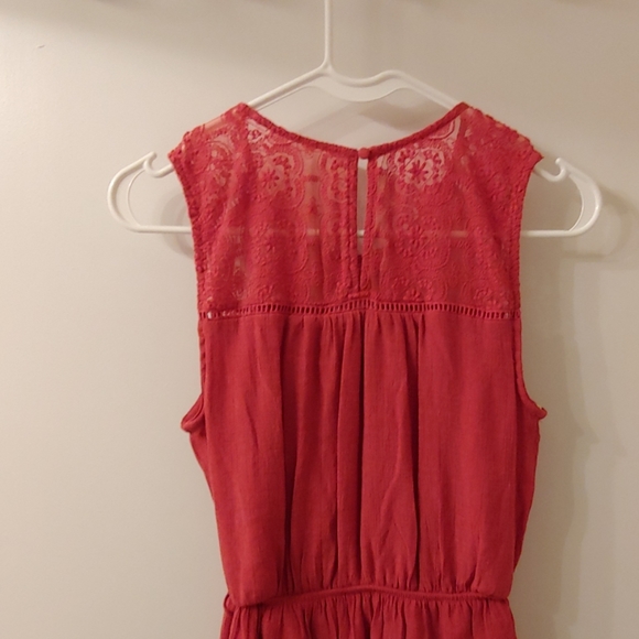 Dress - Picture 3 of 4